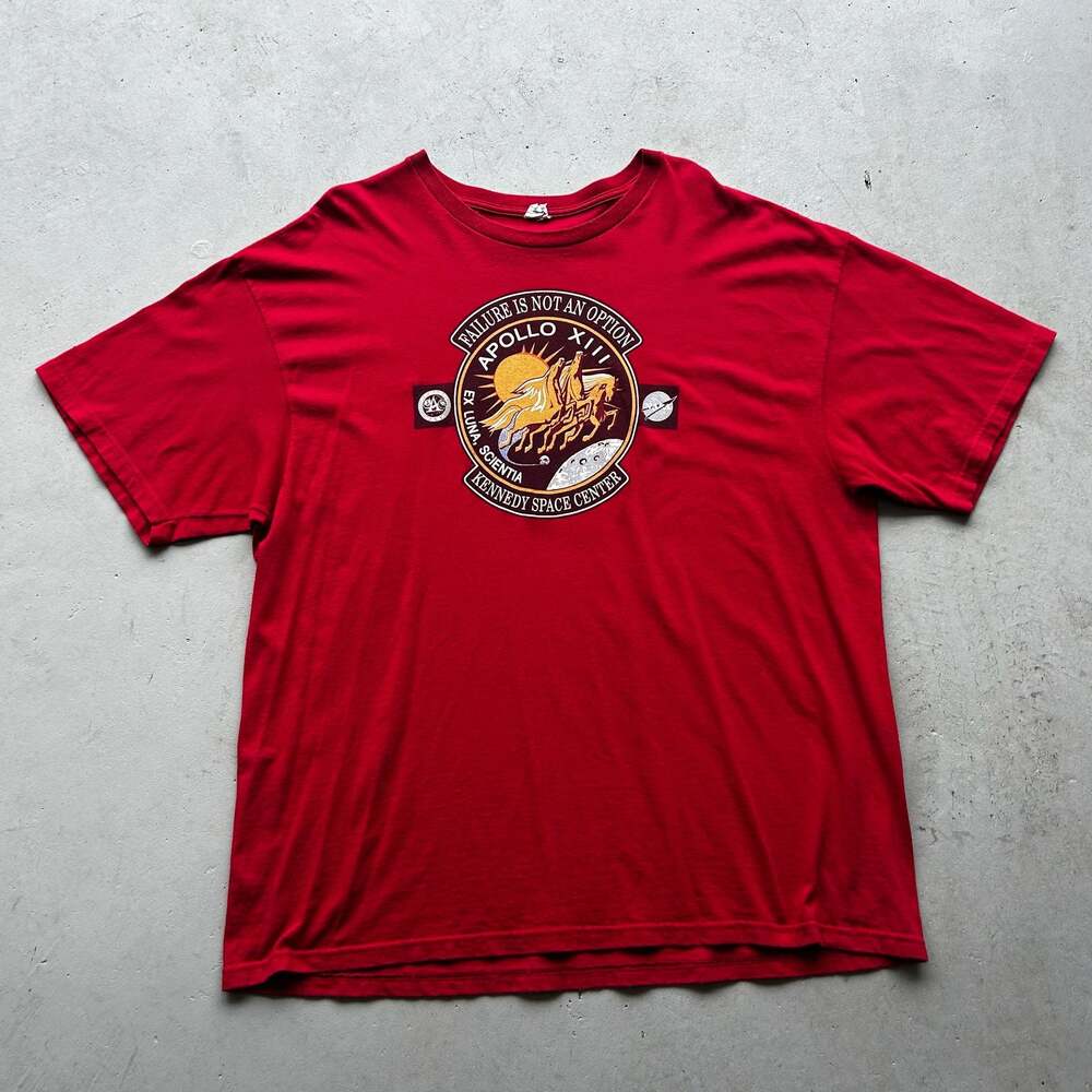 Vintage Delta Pro Weight Apollo XIII Kennedy Space Center T-Shirt Red Size XL